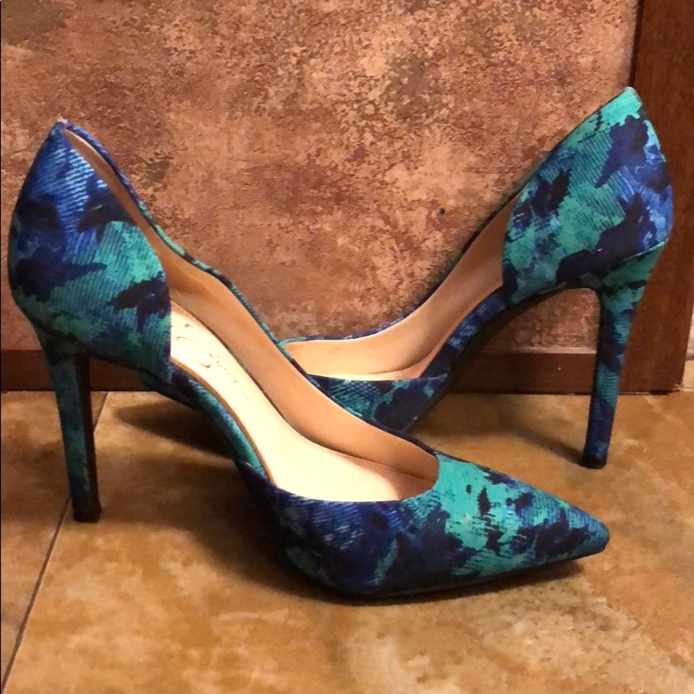 Jessica Simpson heels